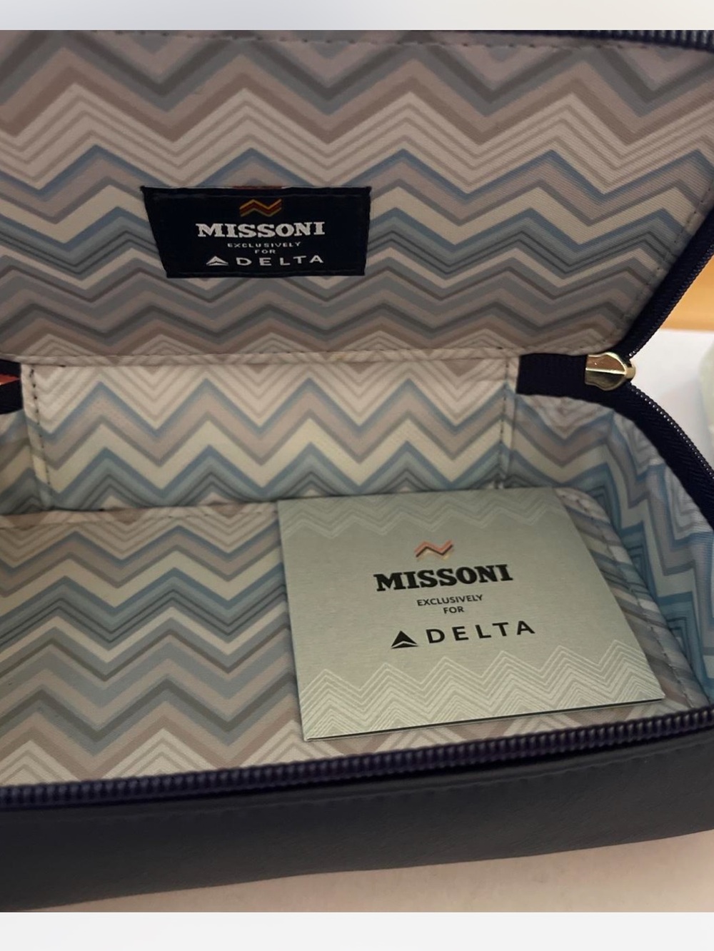 Missoni travel cases cosmetic bags - Picture 4 of 5